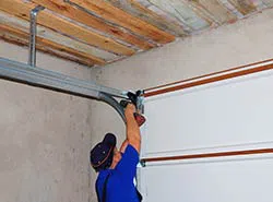 Garage Door And Opener Repairs Mt Washington, KY 502-771-4763 - repair-side